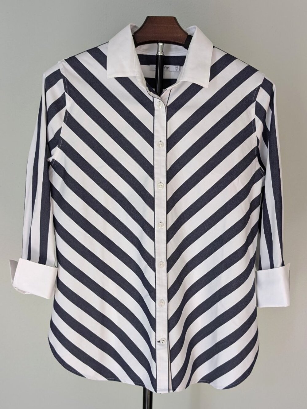 Chico's Button Down Chevron Diagnoal Stripe Tunic Cuffed Sleeve Office Preppy